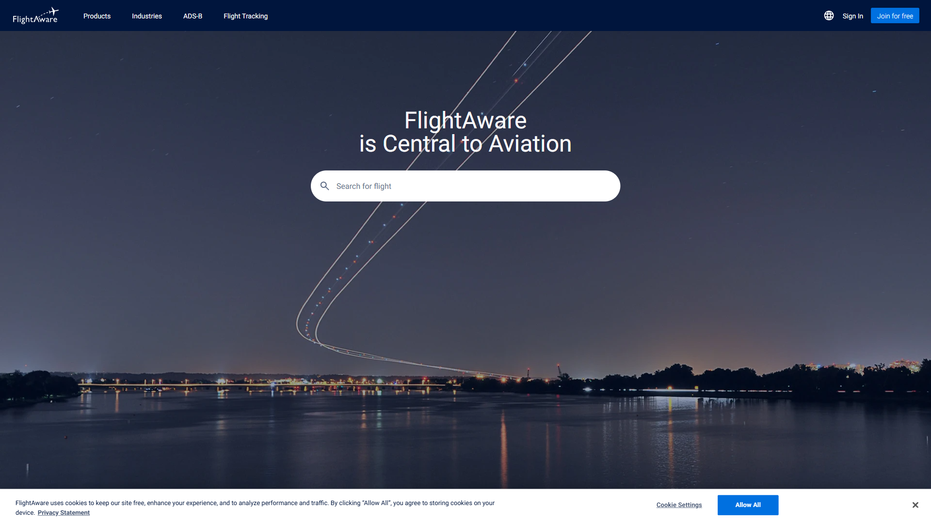 FlightAware 网站截图